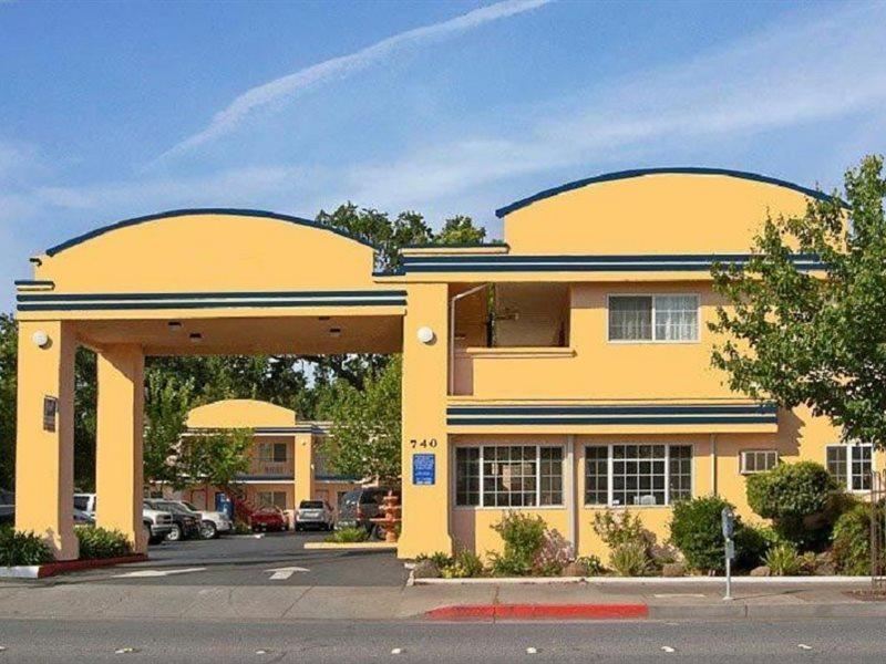 Americas Best Value Inn - Chico Exteriör bild