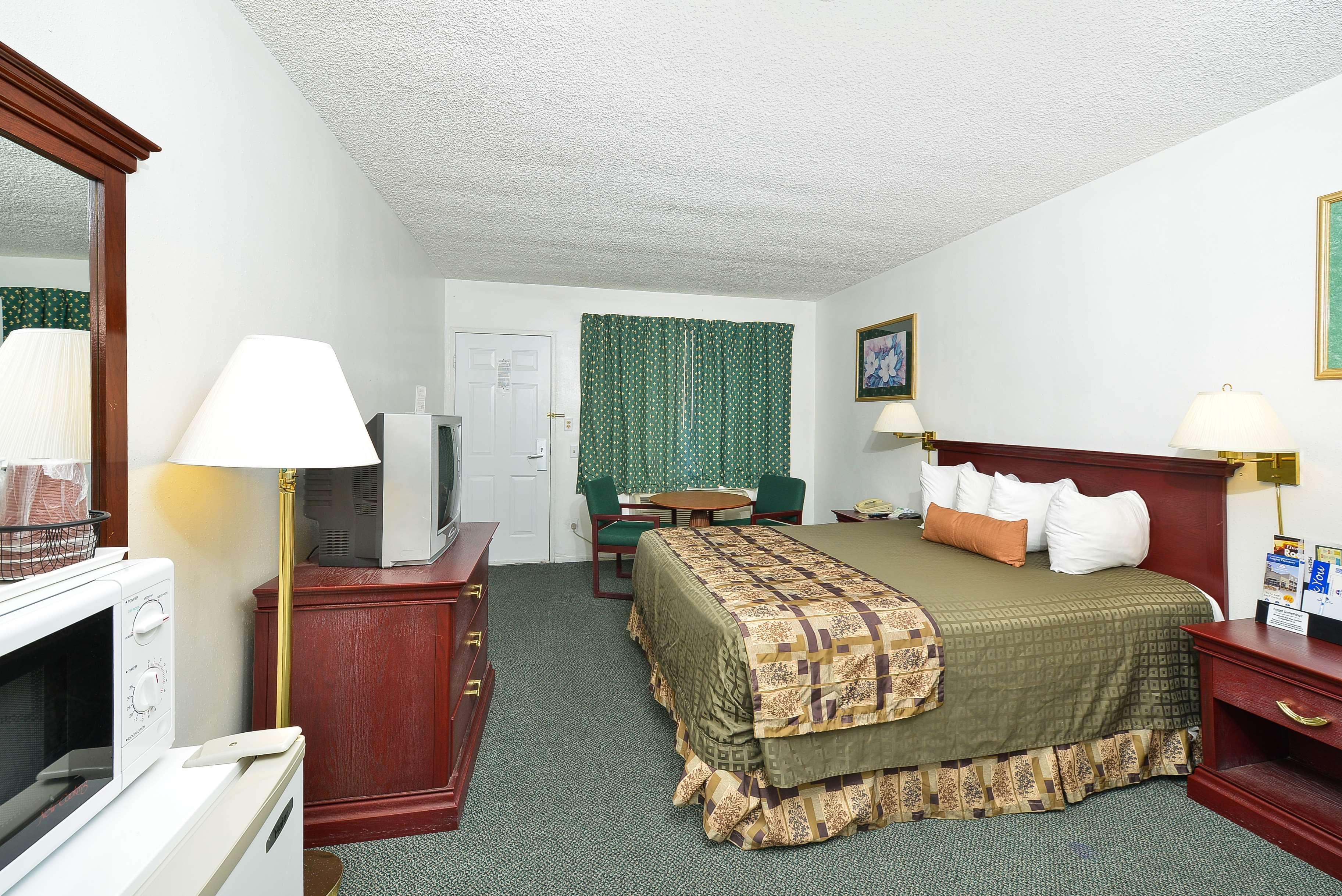 Americas Best Value Inn - Chico Exteriör bild