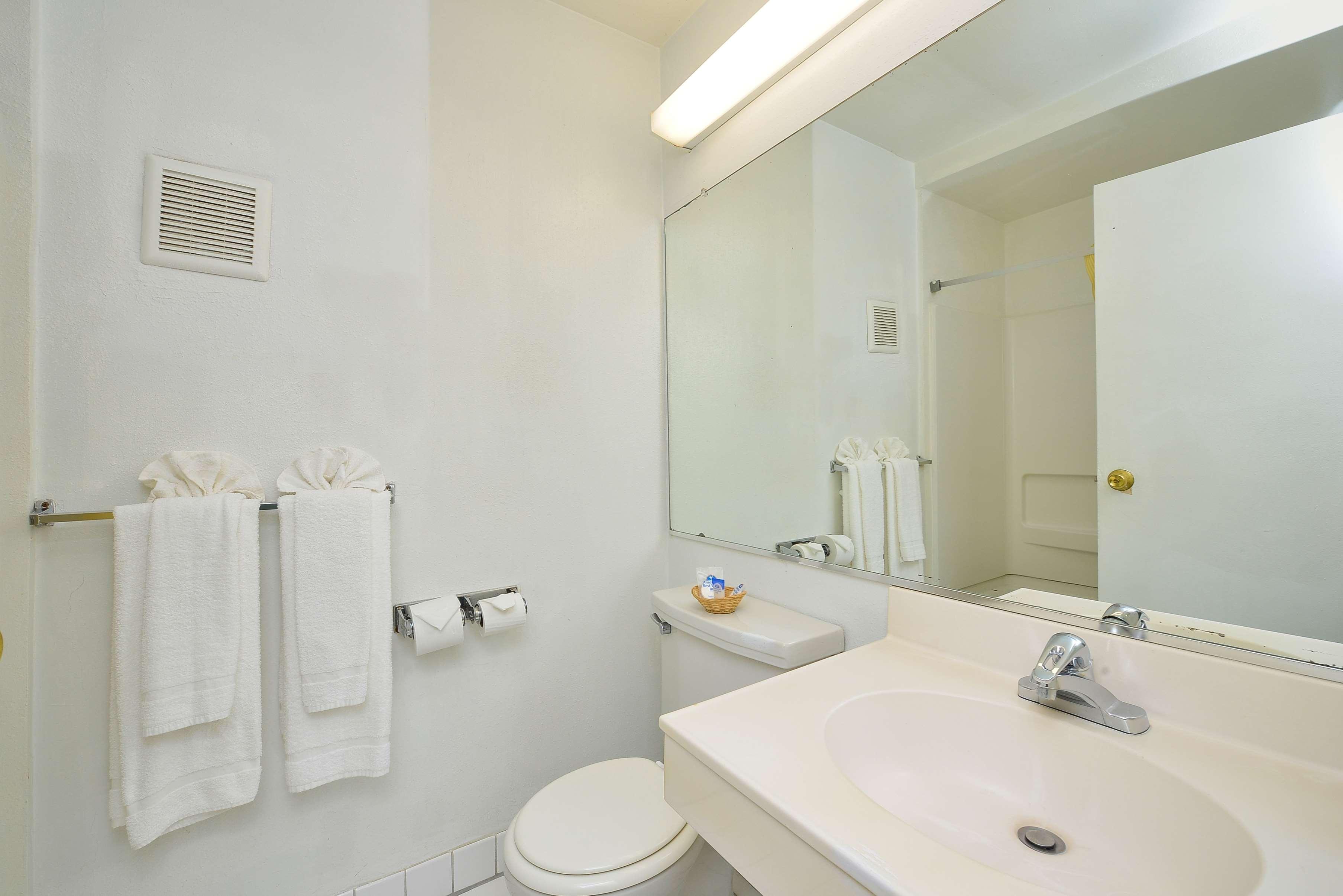 Americas Best Value Inn - Chico Exteriör bild