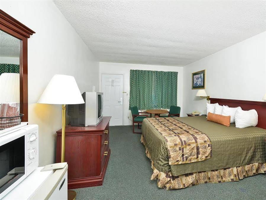 Americas Best Value Inn - Chico Exteriör bild